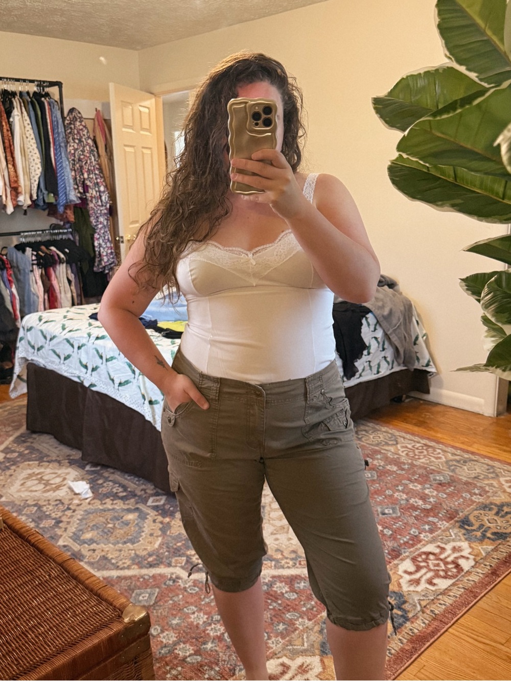 Zara Di Jeans brown khaki cargo capri’s